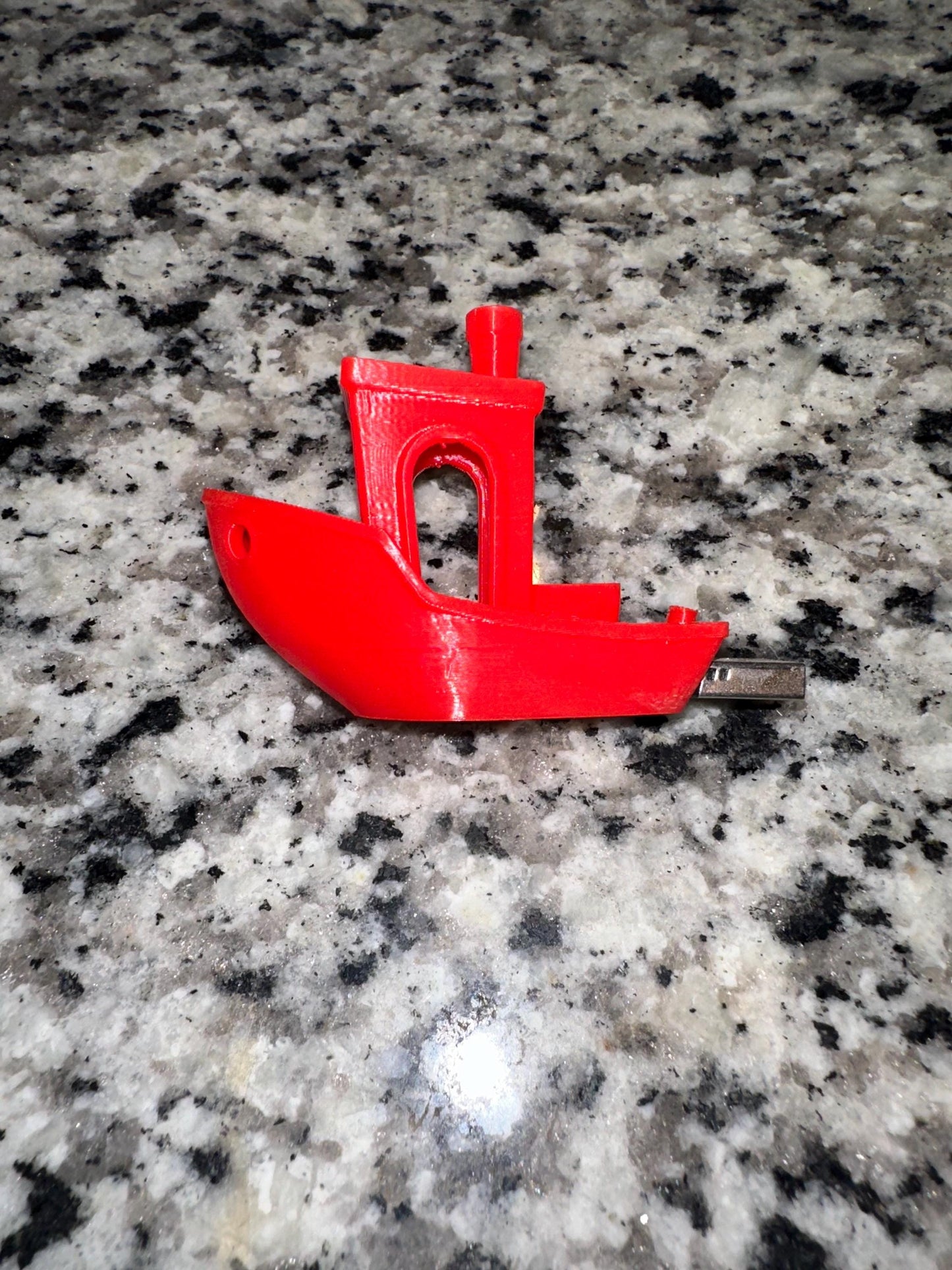 32GB Benchy USB Flash Drive – 3D Printed Boat with Hidden Storage!